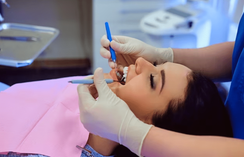 Difference Between Cosmetic Dentistry & General Dentistry Difference Between Cosmetic Dentistry & General Dentistry
