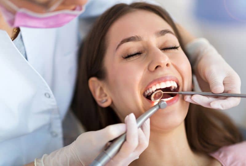 Your Guide To Oral Health: Finding The Best Dentist